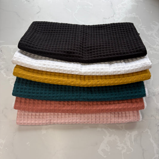 serviettes visage de différentes couleurs en éponge bambou et nid d'abeille
